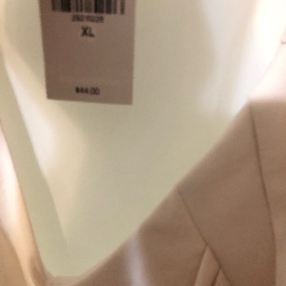 NWT Express Top - Picture 4 of 7